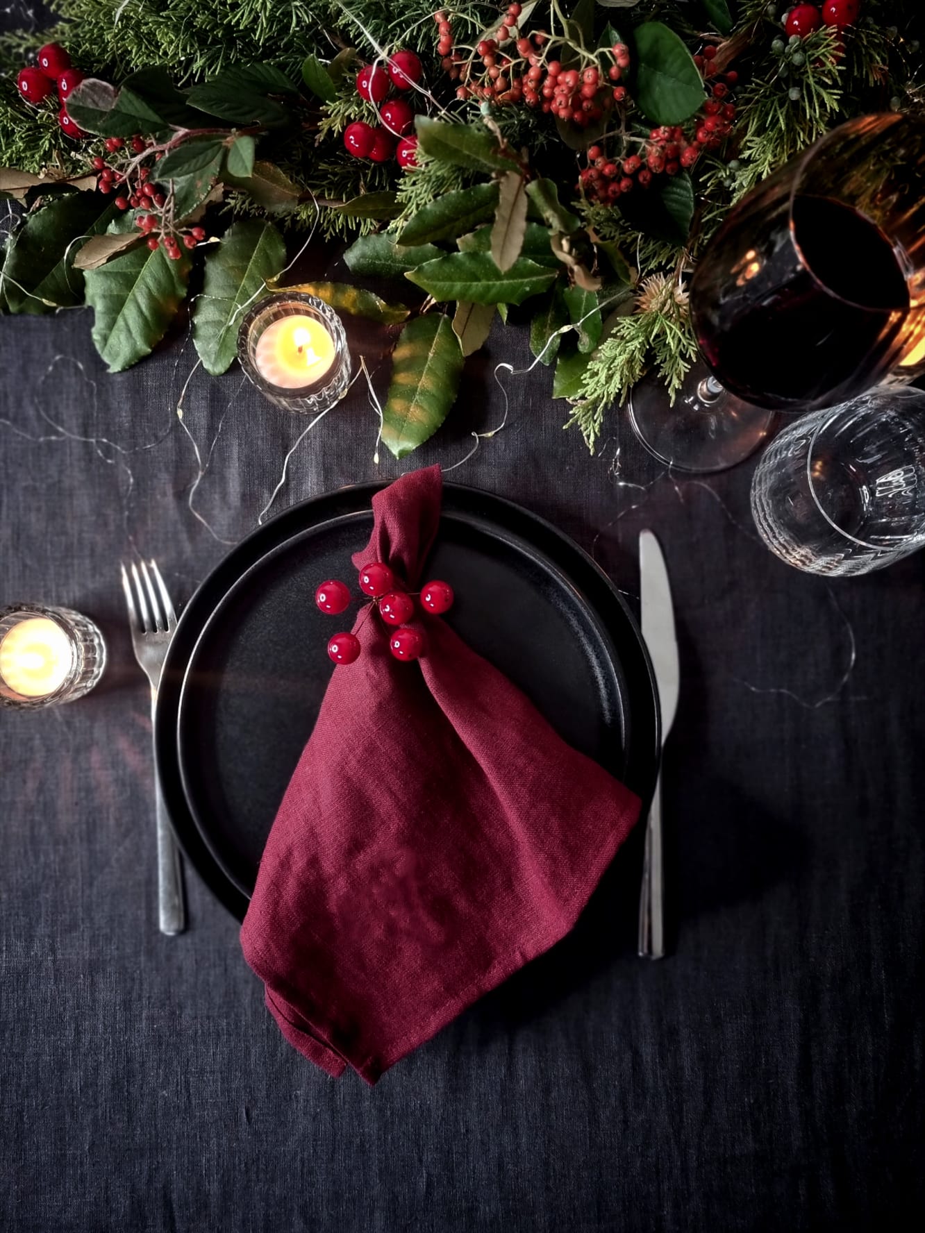 Red wine linen napkins