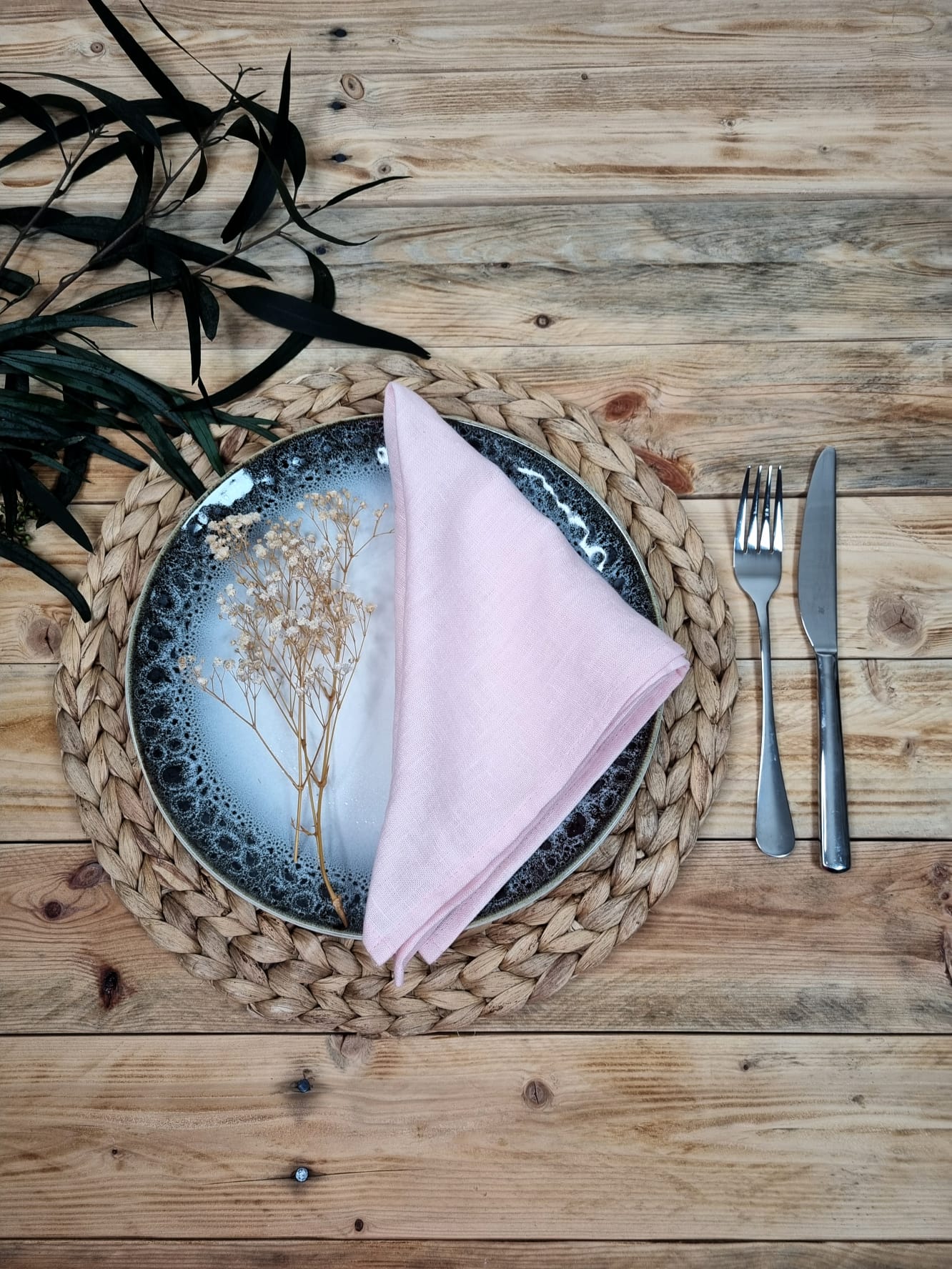 Light pink linen napkins