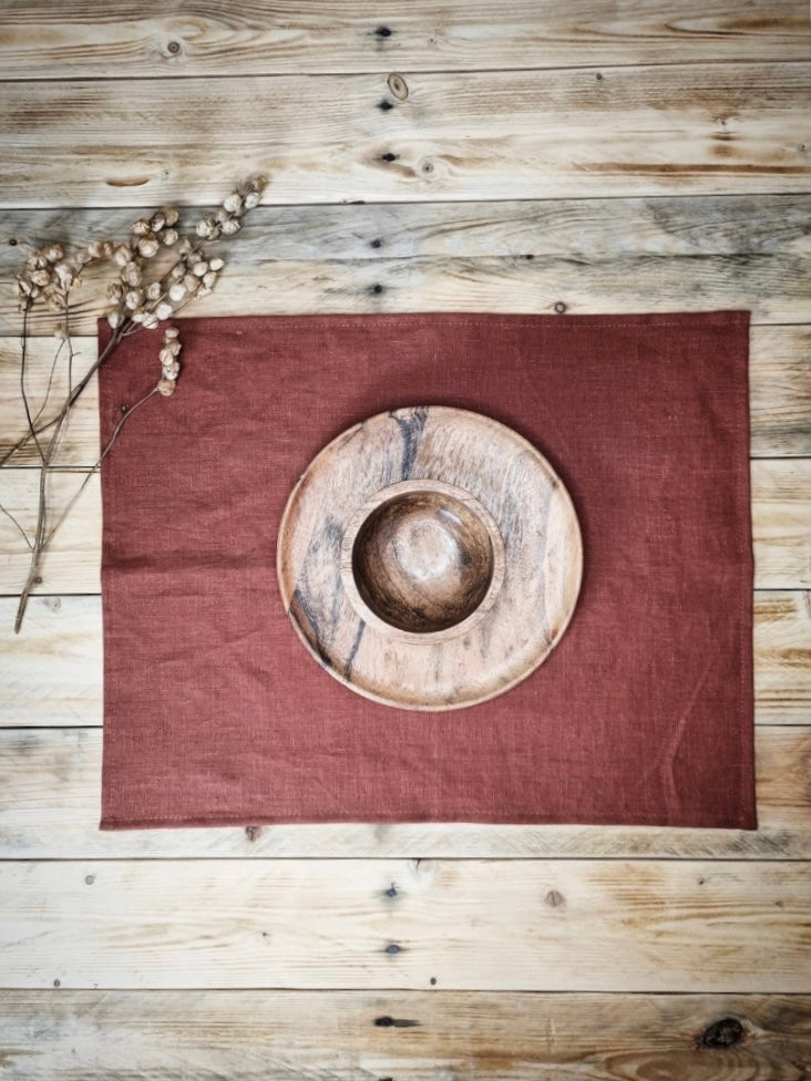 Linen placemats
