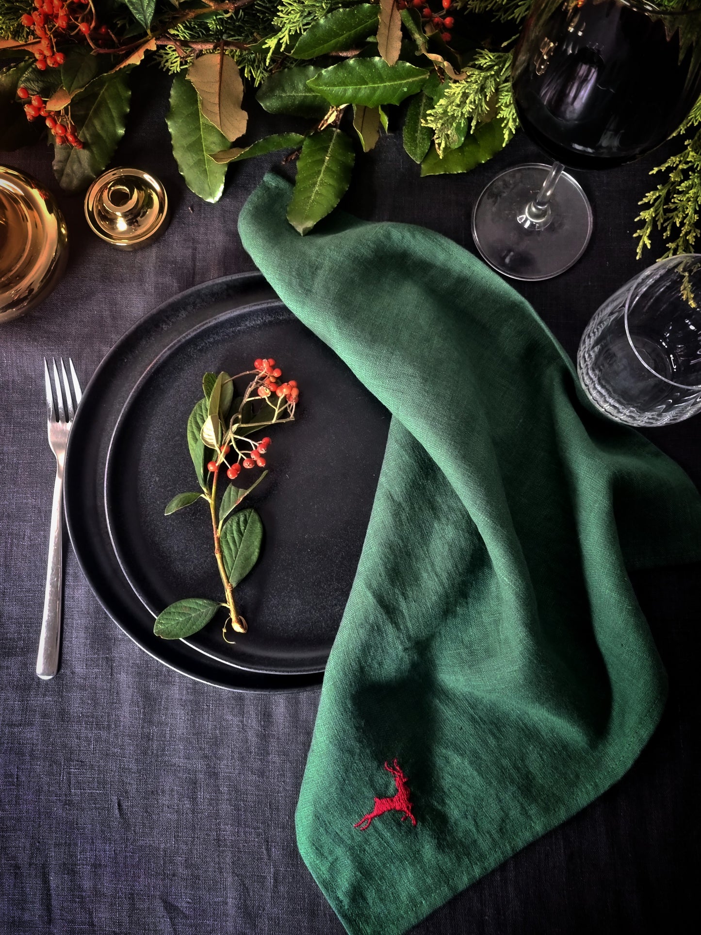 EMBROIDERY NAPKINS